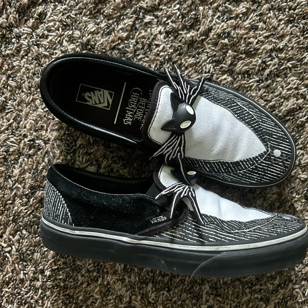 Vans x Disney Jack Skellington Slip-On Sneakers - Picture 3 of 4